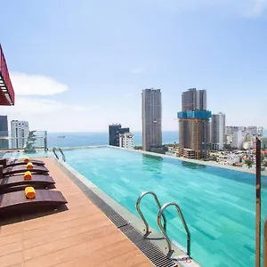 Hotel Cordial Grand - Infinity Rooftop Pool